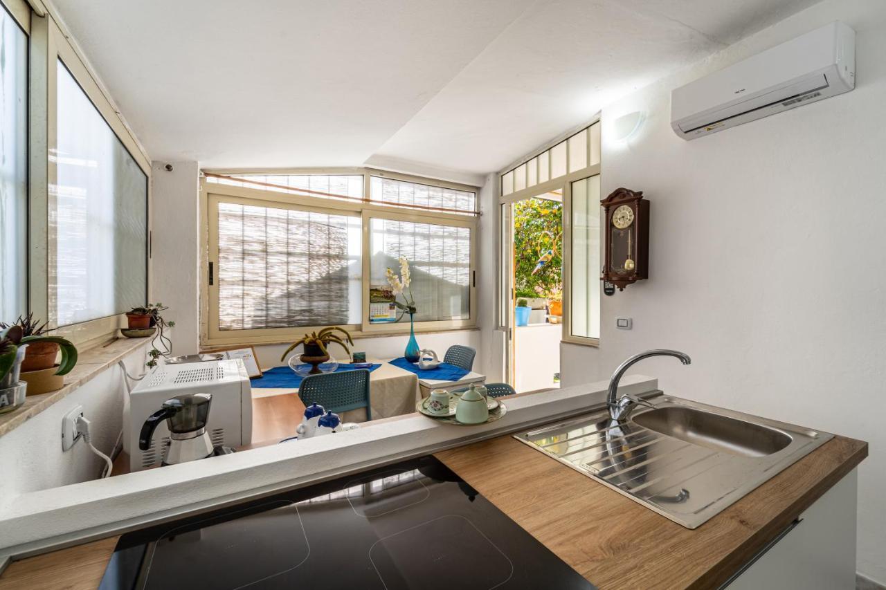 Monolocale Gio Apartment Carbonia Bagian luar foto